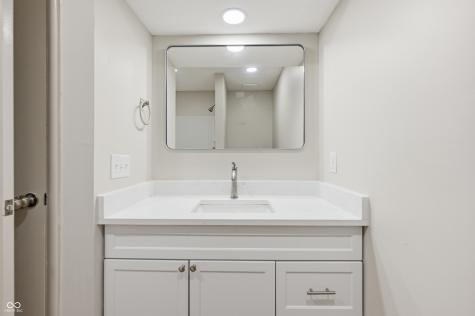 6908 Creekridge Trail Indianapolis IN 46256