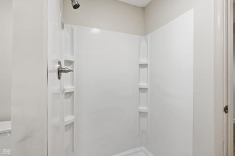 6908 Creekridge Trail Indianapolis IN 46256