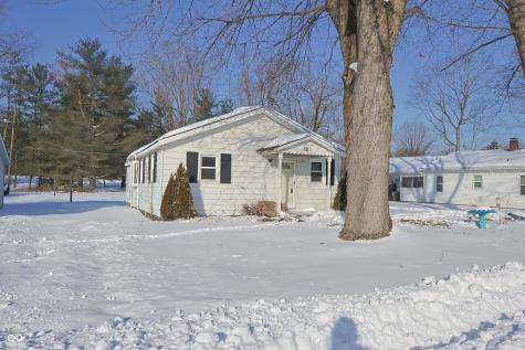 4986 Adkins Street Columbus IN 47201