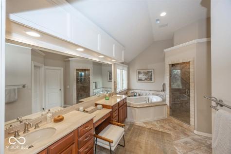 1861 Blore Heath Carmel IN 46032