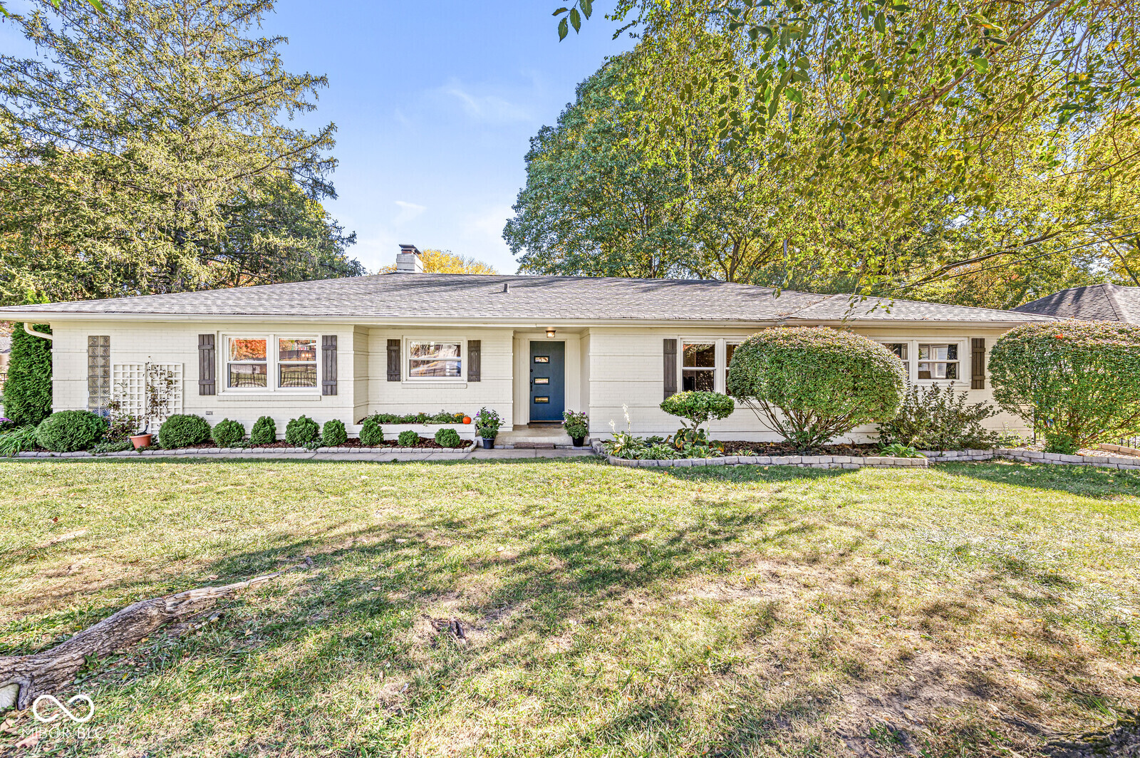 7277 N College Avenue Indianapolis IN 46240