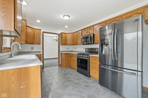 404 Tara Circle Greenwood IN 46142