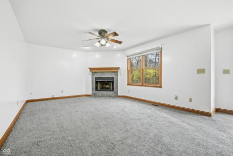 404 Tara Circle Greenwood IN 46142