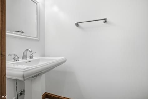 404 Tara Circle Greenwood IN 46142