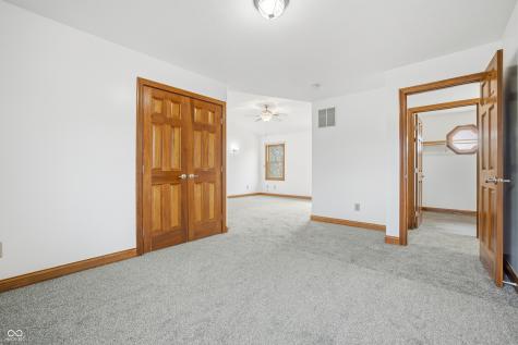 404 Tara Circle Greenwood IN 46142