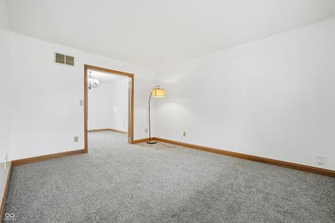 404 Tara Circle Greenwood IN 46142