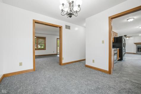 404 Tara Circle Greenwood IN 46142