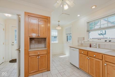 5664 N Washington Boulevard Indianapolis IN 46220