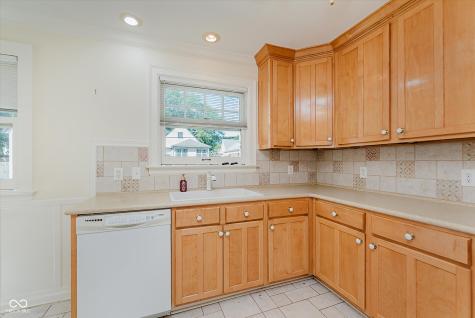 5664 N Washington Boulevard Indianapolis IN 46220