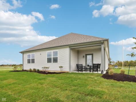 30 Benfield Drive Whiteland IN 46184