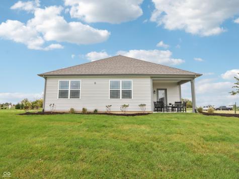 30 Benfield Drive Whiteland IN 46184