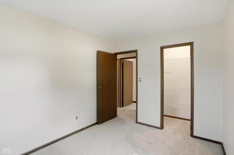 308 Maplebrook Drive Brownsburg IN 46112