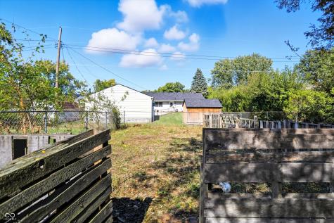 308 Maplebrook Drive Brownsburg IN 46112