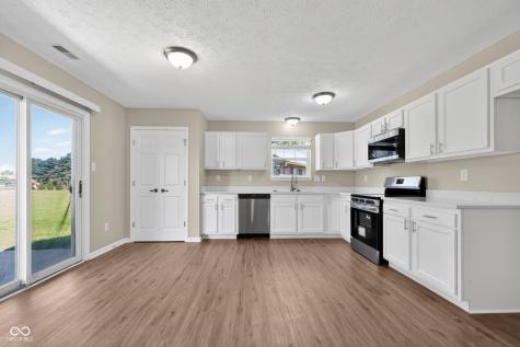 4332 Churchman Court Indianapolis IN 46237
