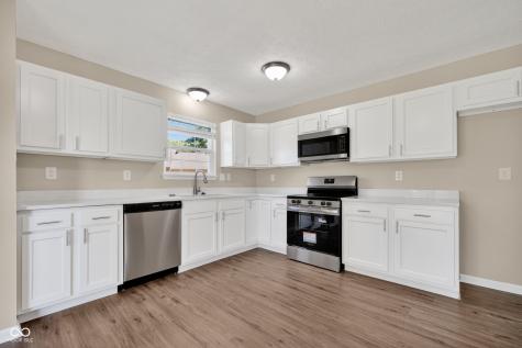 4332 Churchman Court Indianapolis IN 46237