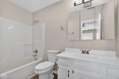 4332 Churchman Court Indianapolis IN 46237
