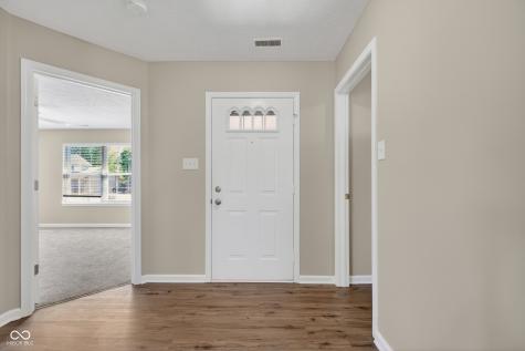 4332 Churchman Court Indianapolis IN 46237