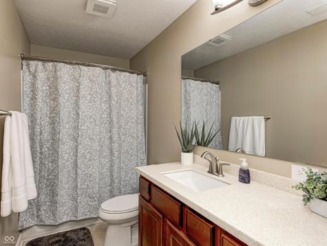 6052 Pine Bluff Drive Avon IN 46123