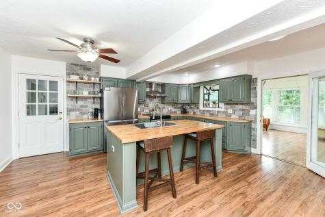 6502 Homestead Drive Indianapolis IN 46227