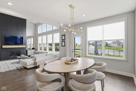 5166 Peachtree Road Zionsville IN 46077