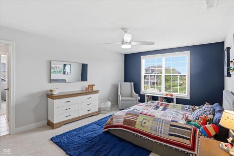 5166 Peachtree Road Zionsville IN 46077