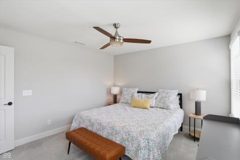 5166 Peachtree Road Zionsville IN 46077