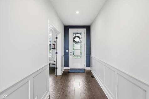 5166 Peachtree Road Zionsville IN 46077