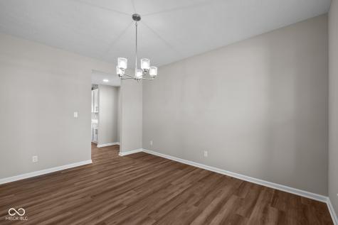 10621 Banyan Wood Court Indianapolis IN 46239