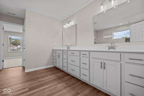 10621 Banyan Wood Court Indianapolis IN 46239