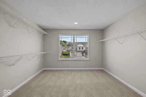 10621 Banyan Wood Court Indianapolis IN 46239