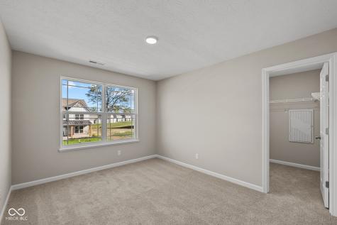 10621 Banyan Wood Court Indianapolis IN 46239