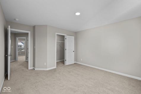 10621 Banyan Wood Court Indianapolis IN 46239