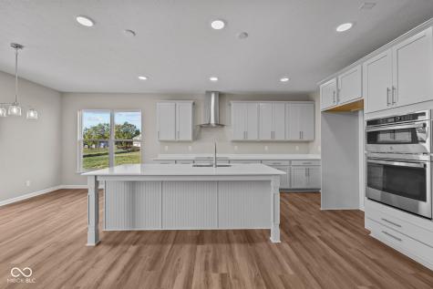 10621 Banyan Wood Court Indianapolis IN 46239