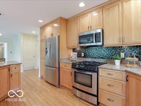 6410 Avalon Lane E Indianapolis IN 46220