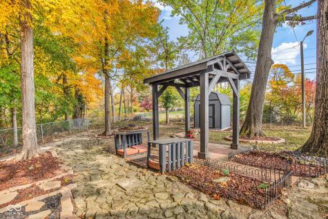 4404 Devon Lake Road Indianapolis IN 46226
