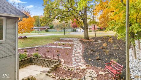 4404 Devon Lake Road Indianapolis IN 46226