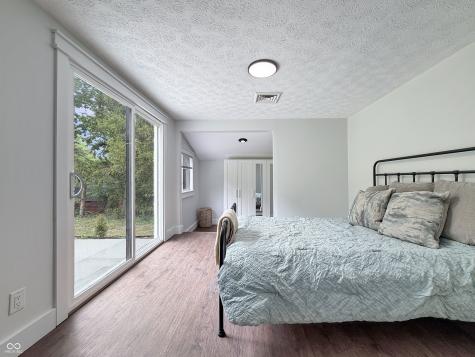 8050 W Oak Street Zionsville IN 46077