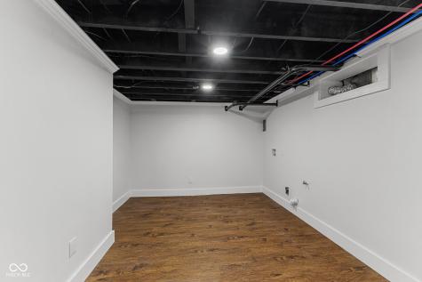 8050 W Oak Street Zionsville IN 46077