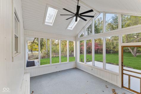 8050 W Oak Street Zionsville IN 46077