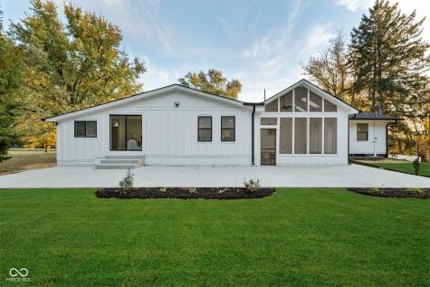8050 W Oak Street Zionsville IN 46077