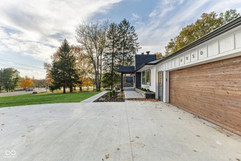 8050 W Oak Street Zionsville IN 46077