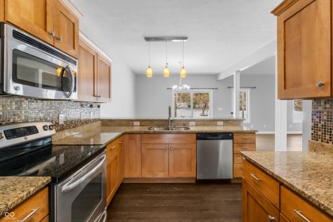 6206 Regency Drive Columbus IN 47203