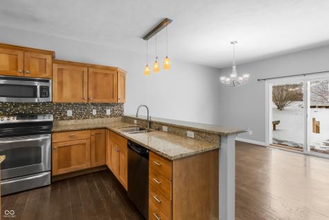 6206 Regency Drive Columbus IN 47203