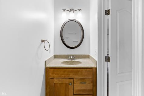 6206 Regency Drive Columbus IN 47203