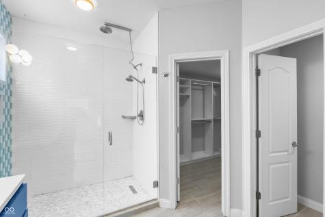 6206 Regency Drive Columbus IN 47203