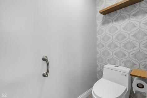 6206 Regency Drive Columbus IN 47203