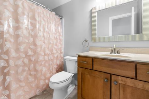 6206 Regency Drive Columbus IN 47203