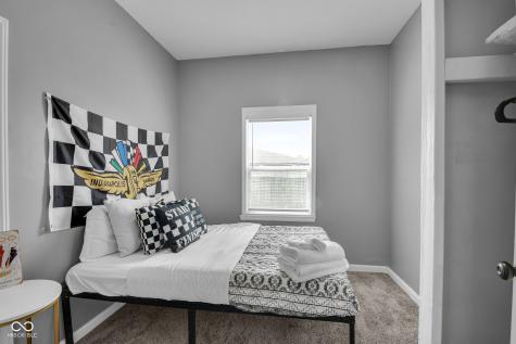 1141 N Shadeland Avenue Indianapolis IN 46219