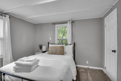 1141 N Shadeland Avenue Indianapolis IN 46219