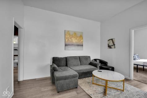 1141 N Shadeland Avenue Indianapolis IN 46219